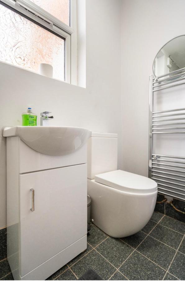 Апартаменты Luxury Flat In Moseley With Free Parking Бирмингем Экстерьер фото